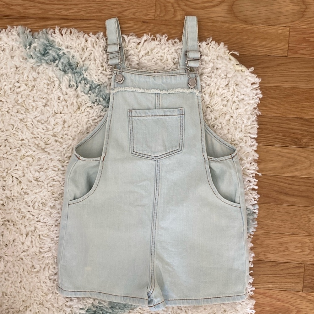Zara overall jean shorts | size 4-5 years